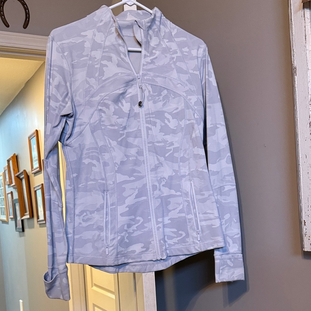 Lululemon Athletica Light Gray Camo Utility Jacket